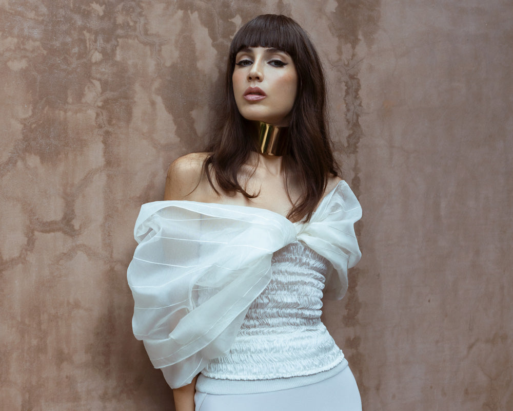 Blouse with a bow