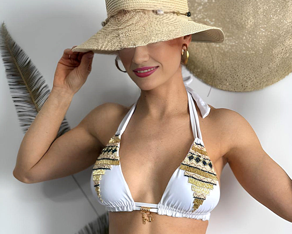 Abigail bikini